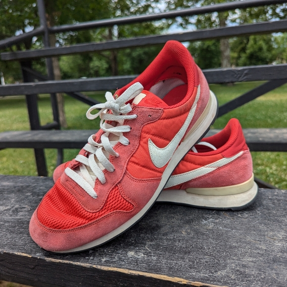Nike Internationalist Light Crimson/Sail Mens 11.5 - Picture 2 of 10